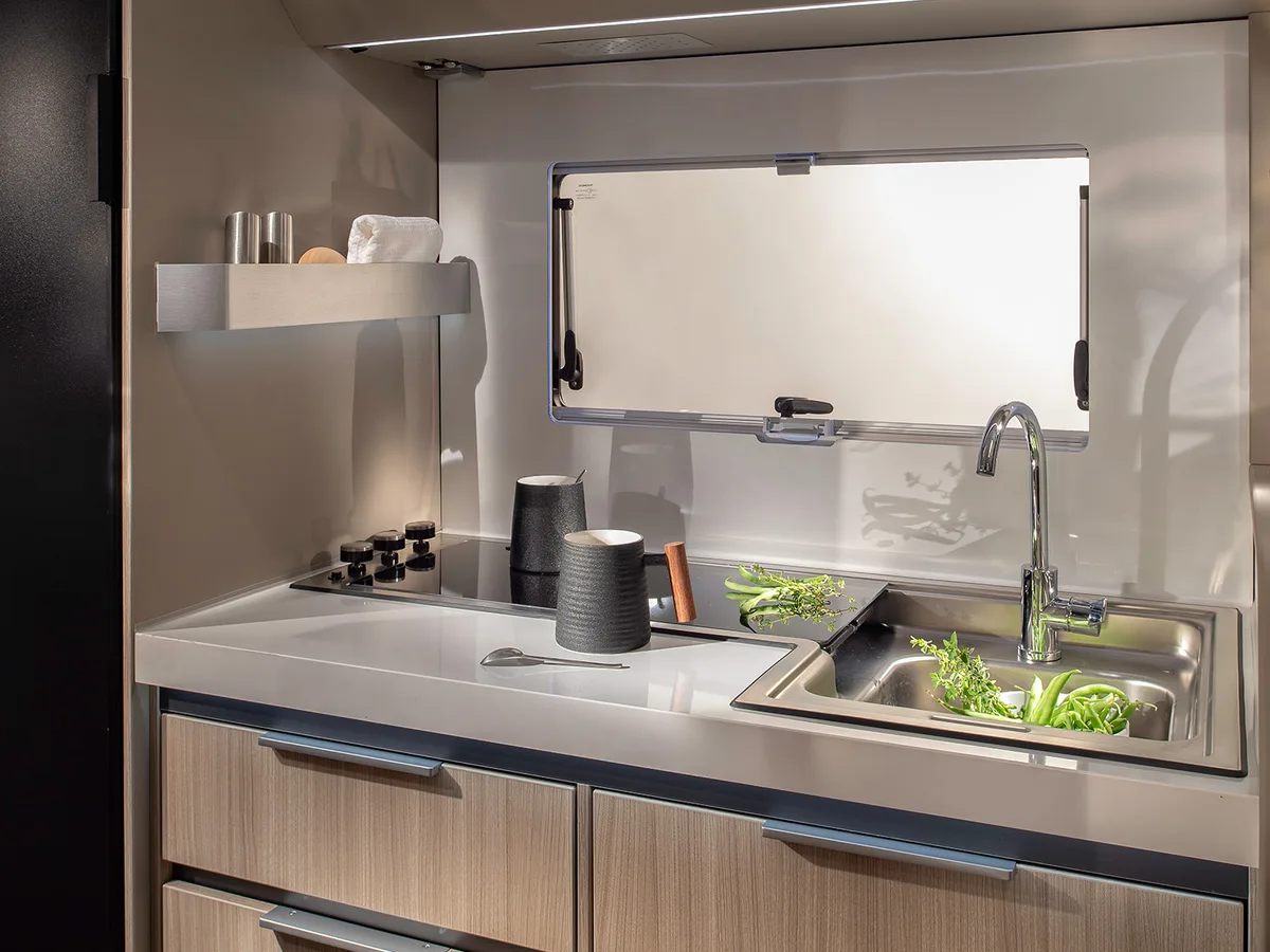 La cuisine — ADRIA Compact 60Y